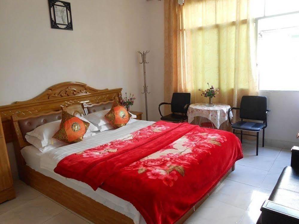 Chengdu Cosiness Home Hotel Экстерьер фото